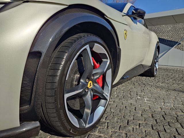 FERRARI Purosangue