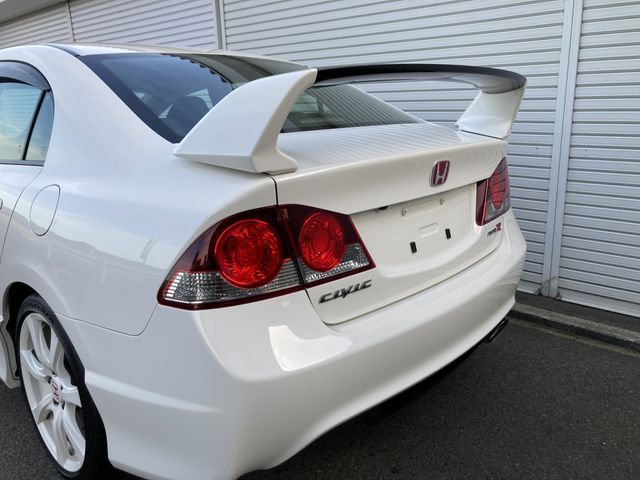 CIVIC sedan