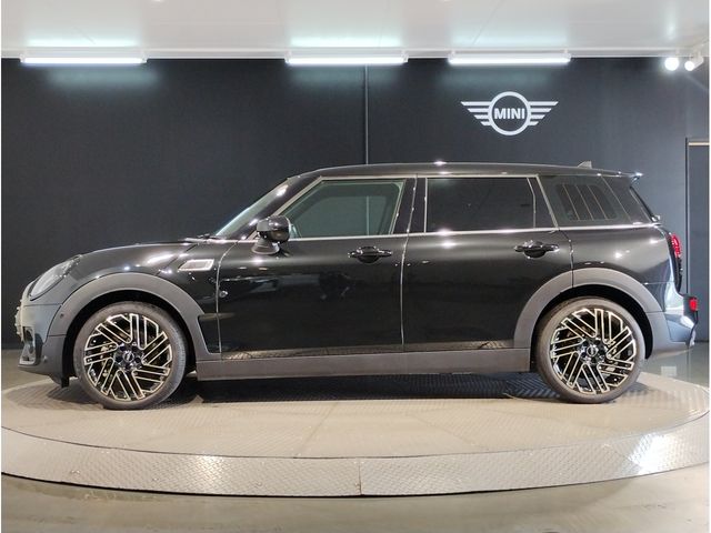 MINI COOPER D CLUBMAN