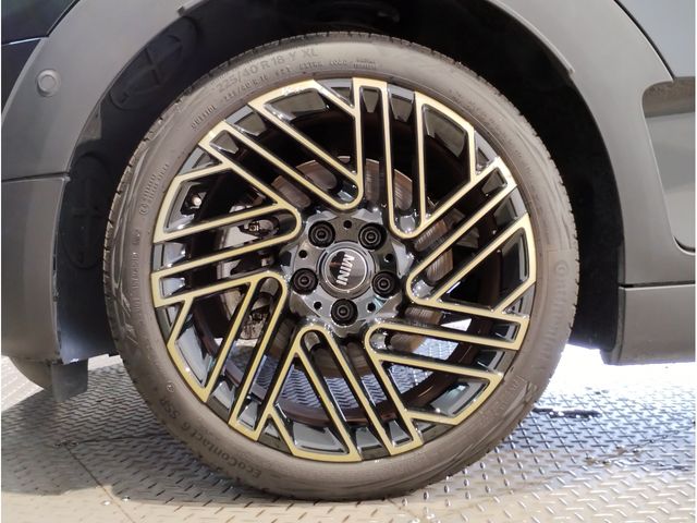 MINI COOPER D CLUBMAN