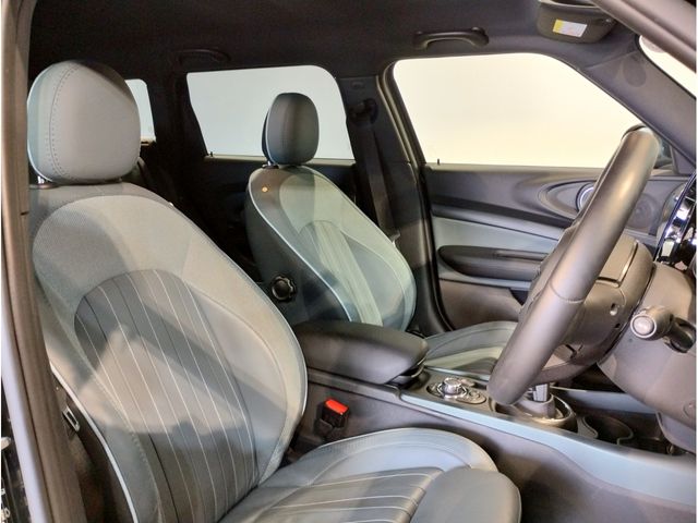 MINI COOPER D CLUBMAN