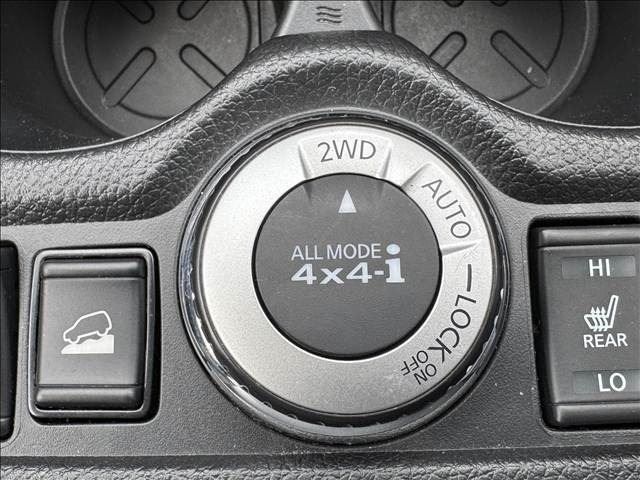 X-TRAIL 4WD