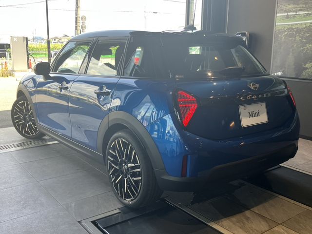 MINI COOPER 5DOOR