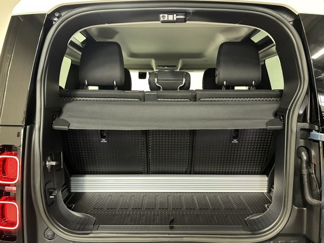 ROVER DEFENDER