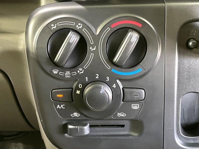 NV100 CLIPPER