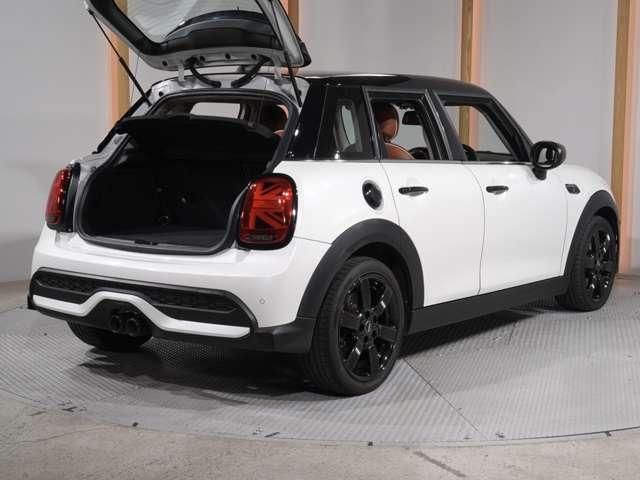 MINI COOPER SD 5DOOR