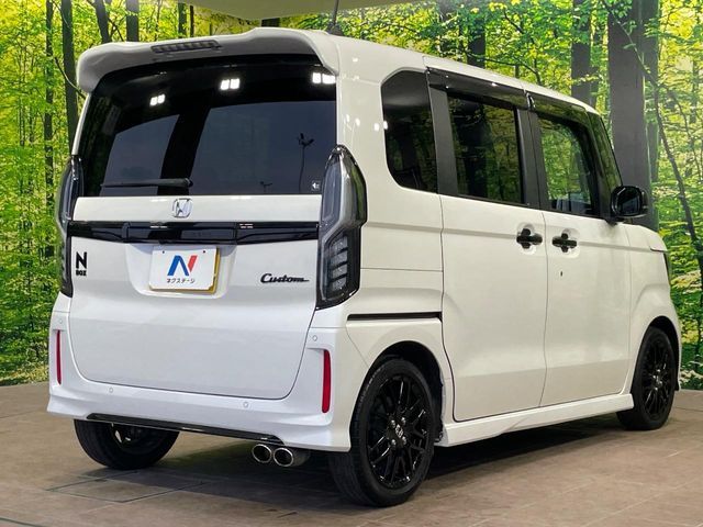 N BOX CUSTOM