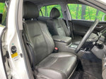 CROWN sedan hybrid