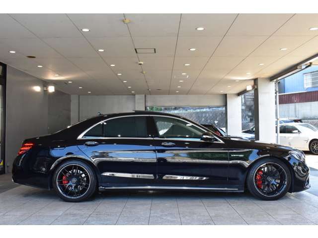 MERCEDES AMG S class