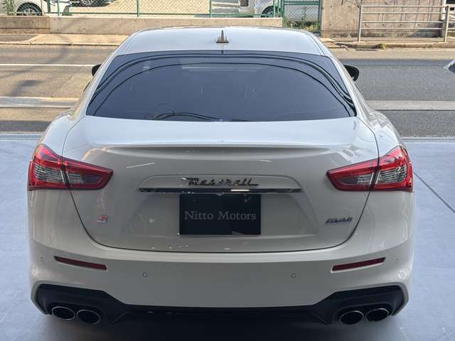 MASERATI GHIBLI Sedan
