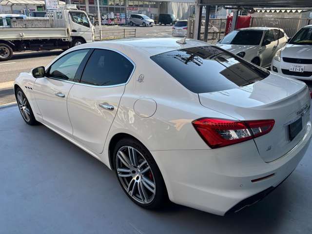 MASERATI GHIBLI Sedan