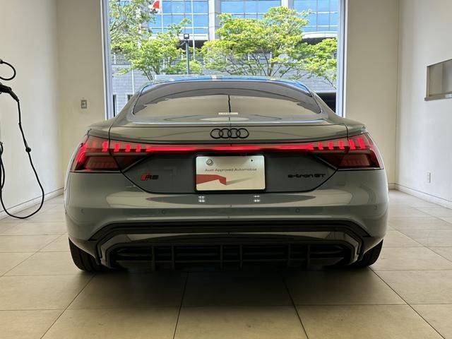 AUDI RS e-tron GT