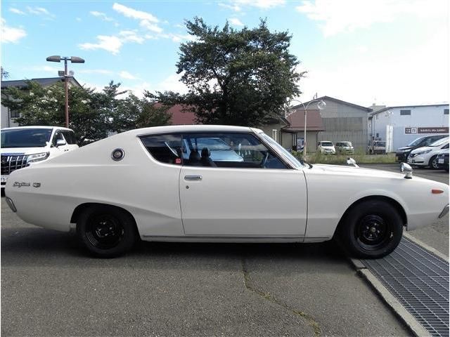 SKYLINE coupe