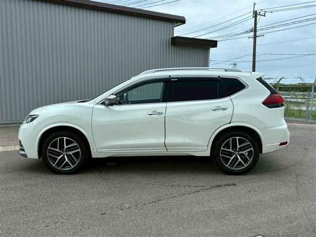 X-TRAIL 2WD