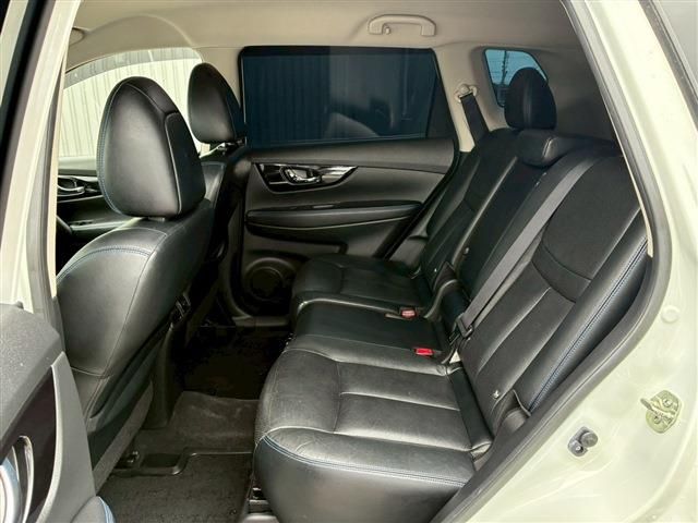 X-TRAIL 2WD