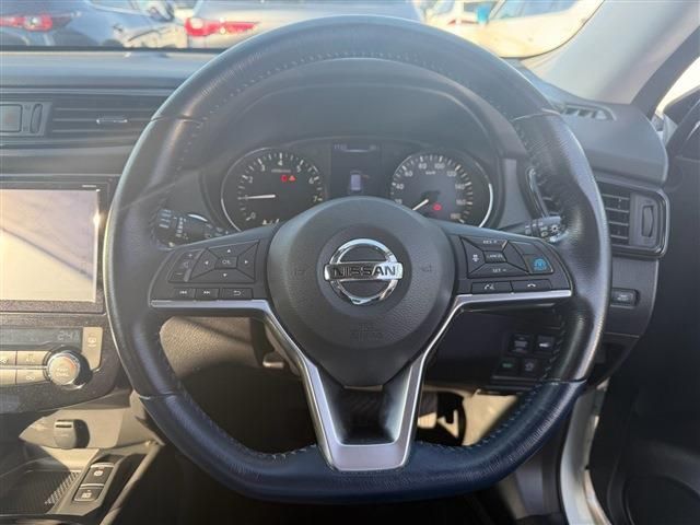 X-TRAIL 2WD