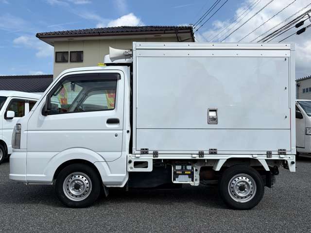 CARRY truck