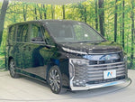 VOXY HYBRID