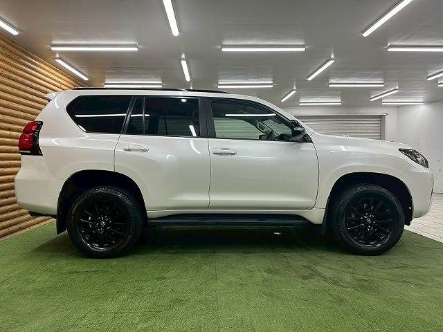 LANDCRUISER PRADO