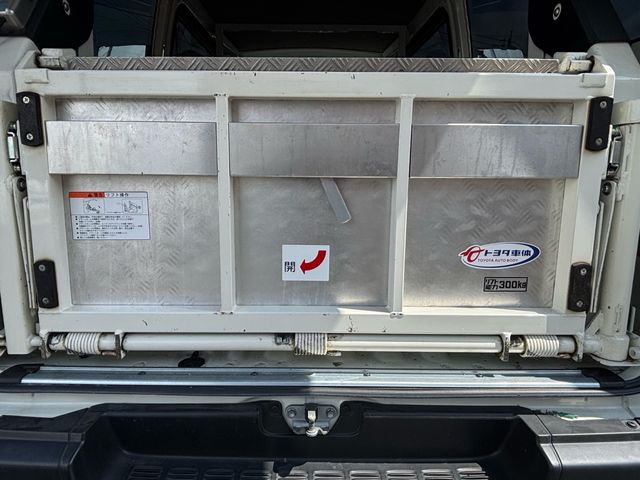 HIACE van 2WD