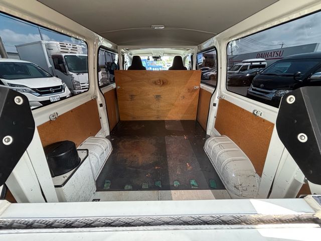 HIACE van 2WD