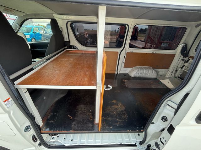 HIACE van 2WD