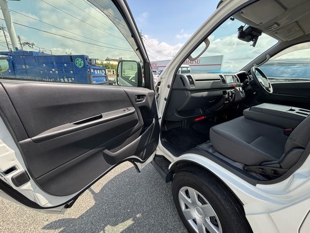 HIACE van 2WD