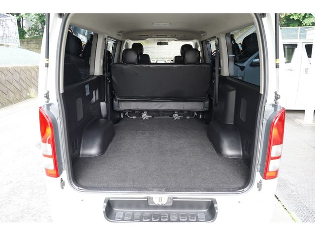 REGIUSACE van 4WD