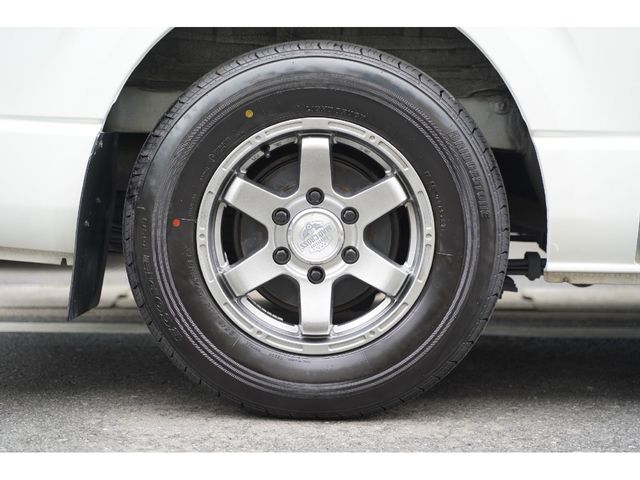 HIACE van 4WD