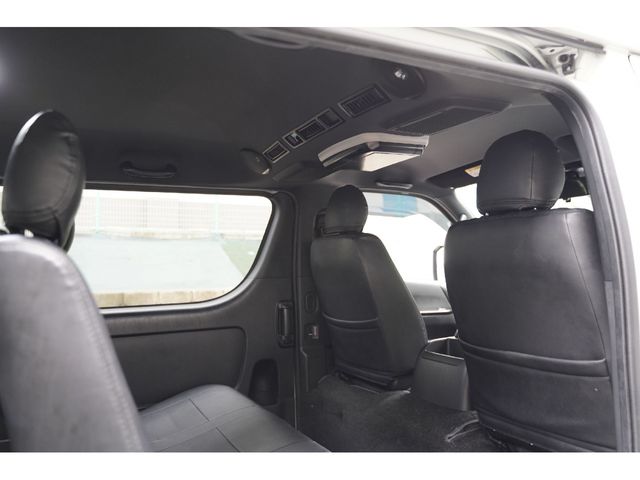 HIACE van 4WD