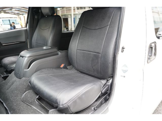 HIACE van 4WD