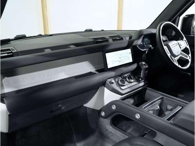ROVER DEFENDER