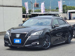 CROWN sedan hybrid