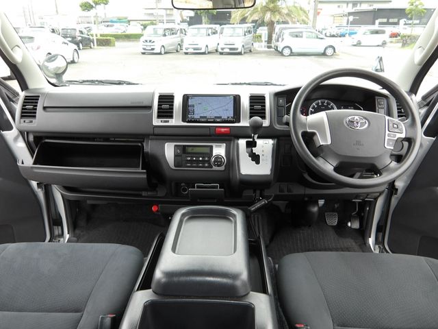 HIACE van 2WD
