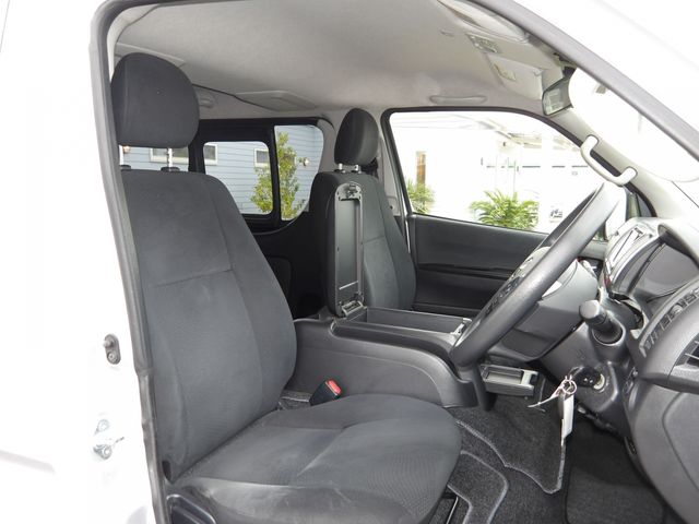 HIACE van 2WD