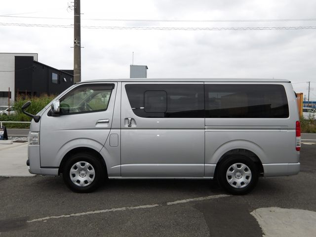 HIACE van 2WD