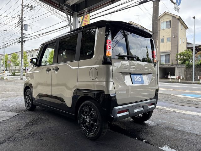 DELICA MINI