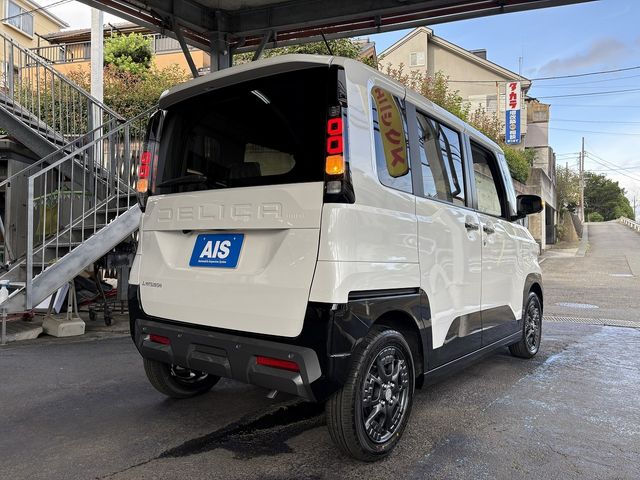 DELICA MINI