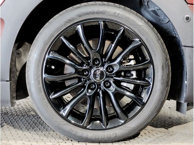 MINI COOPER D CLUBMAN