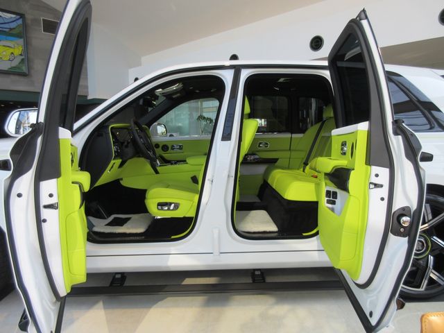 ROLLS-ROYCE Cullinan