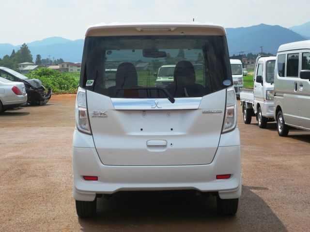 eK SPACE custom 4WD