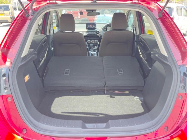 MAZDA2