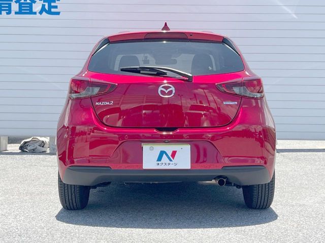 MAZDA2