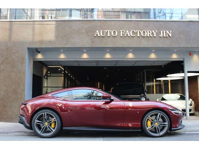 FERRARI Roma