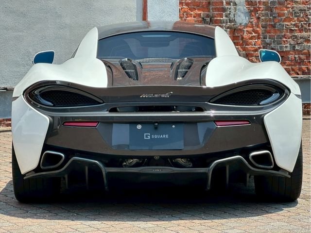 McLaren 540C Coupe
