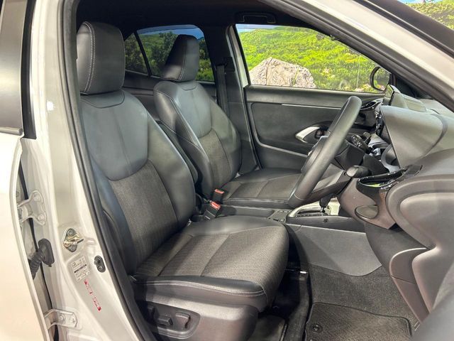 YARIS CROSS HYBRID