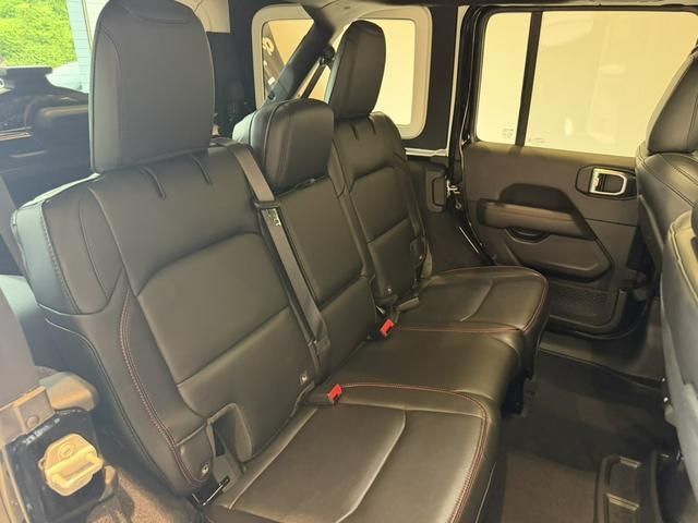 JEEP WRANGLER UNLIMITED