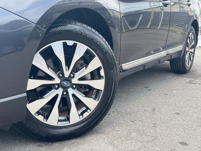 LEGACY OUTBACK