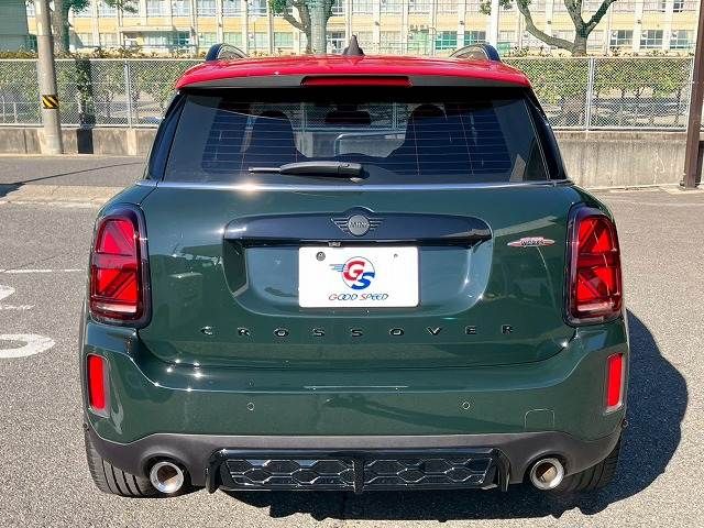 MINI CROSSOVER