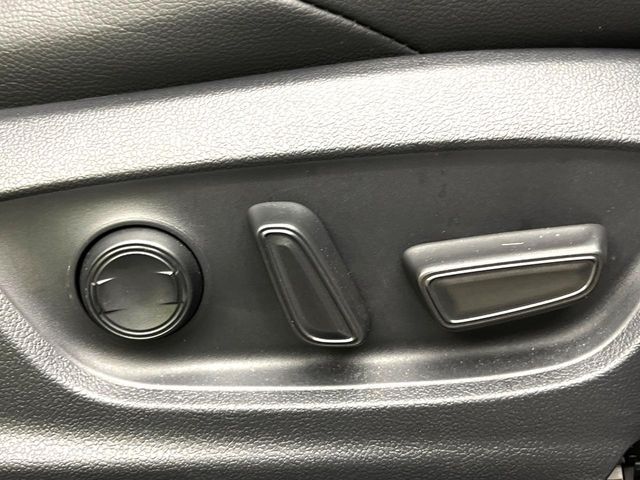COROLLA CROSS HYBRID